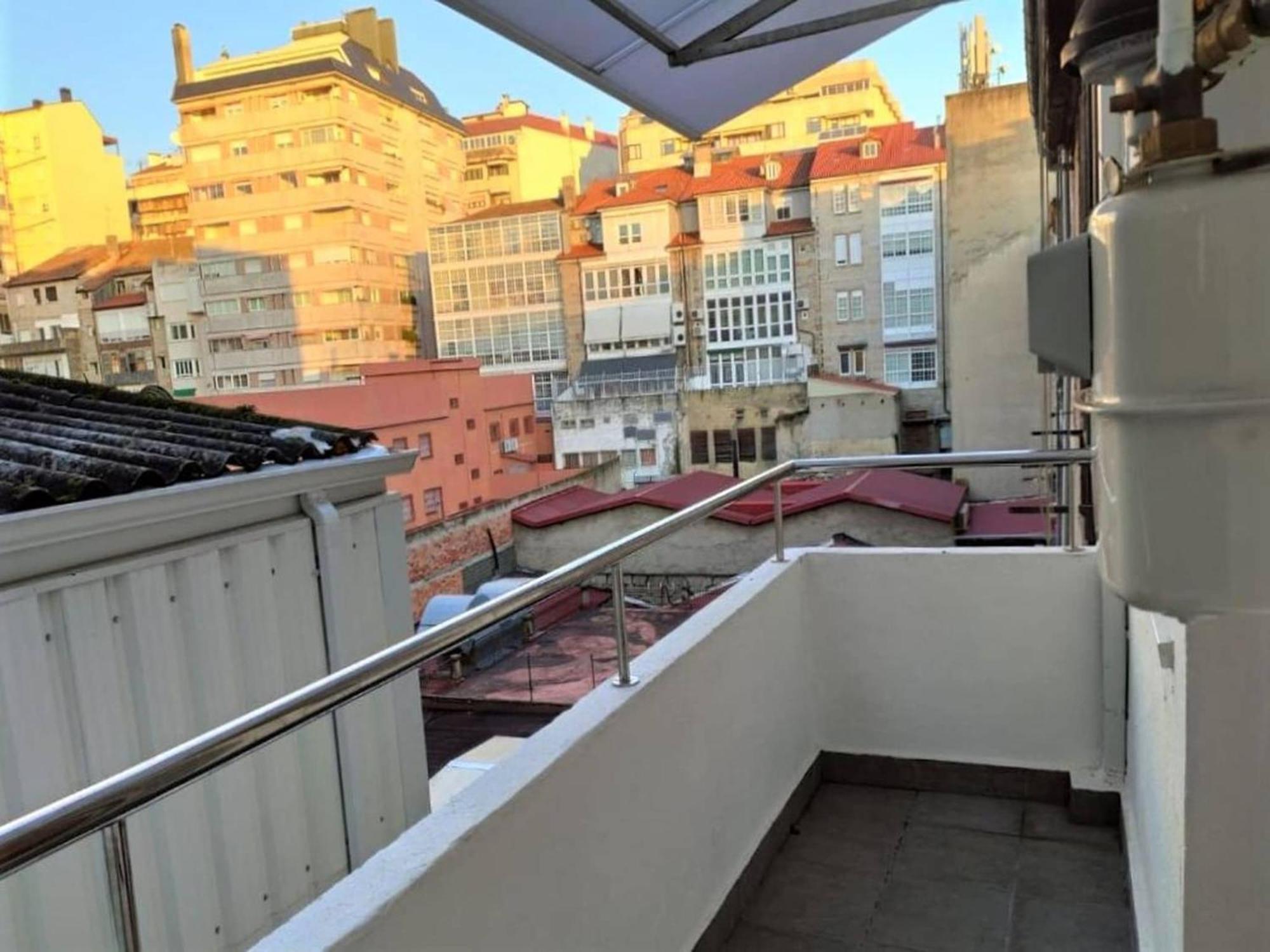 Charming Apartment In Ourense Overlooking The City Ngoại thất bức ảnh