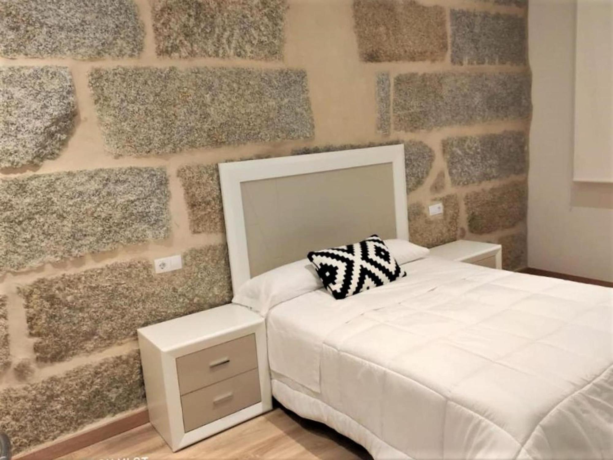 Charming Apartment In Ourense Overlooking The City Ngoại thất bức ảnh