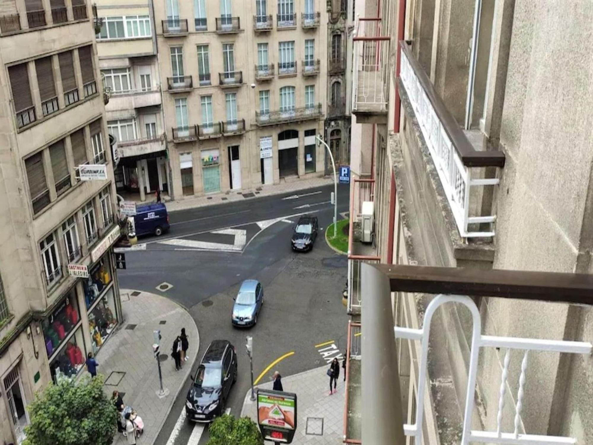 Charming Apartment In Ourense Overlooking The City Ngoại thất bức ảnh