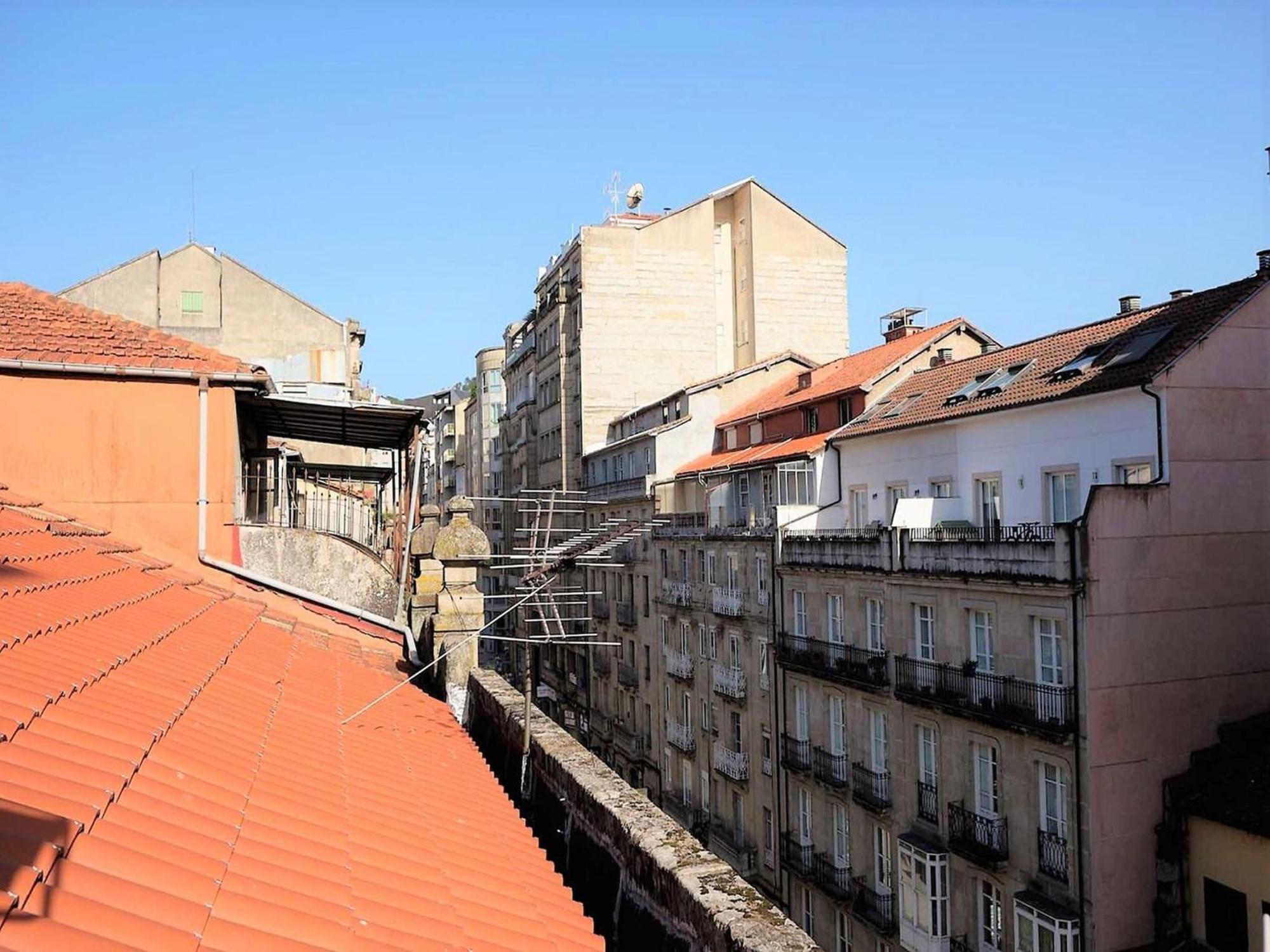 Charming Apartment In Ourense Overlooking The City Ngoại thất bức ảnh