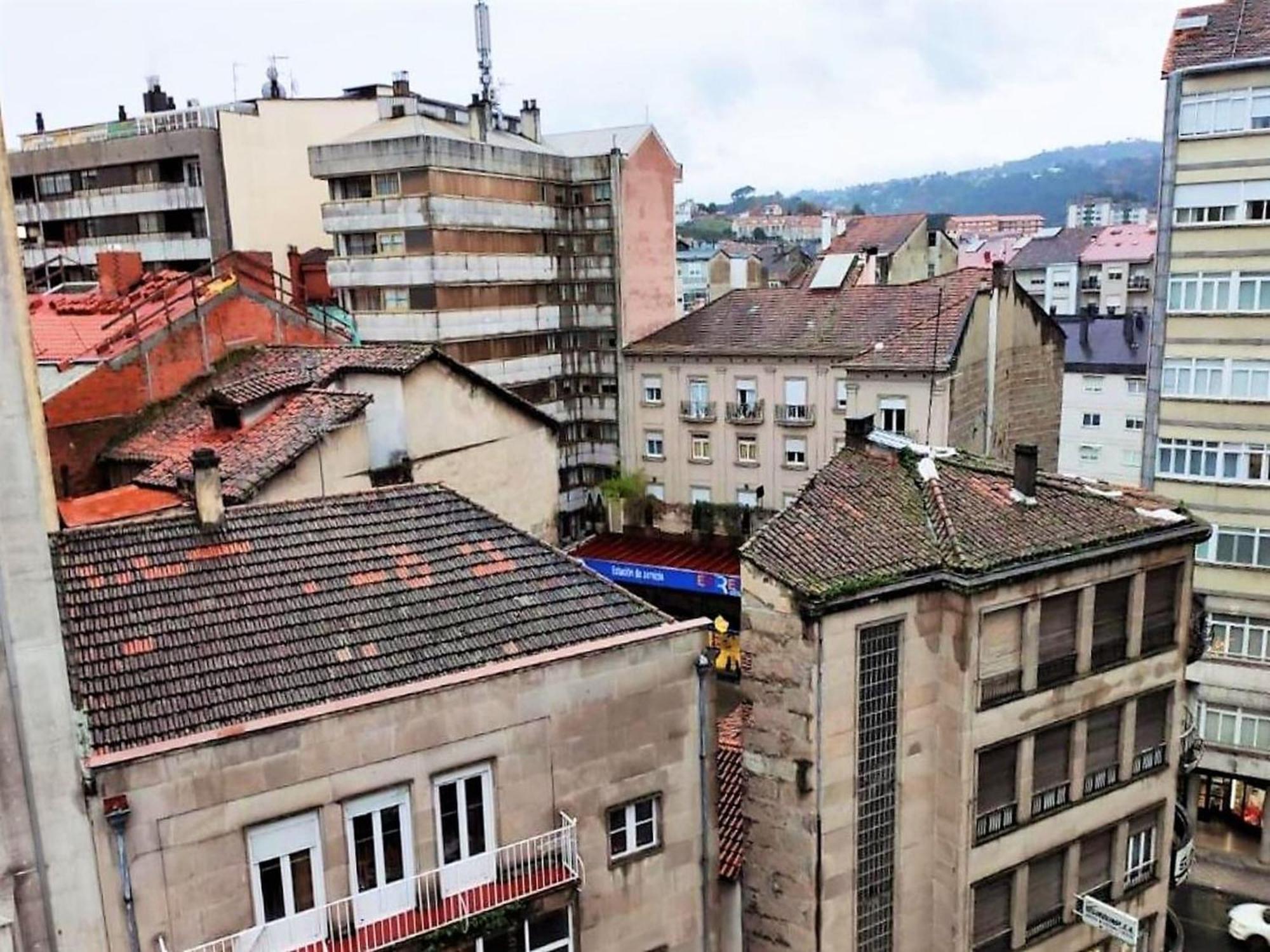 Charming Apartment In Ourense Overlooking The City Ngoại thất bức ảnh
